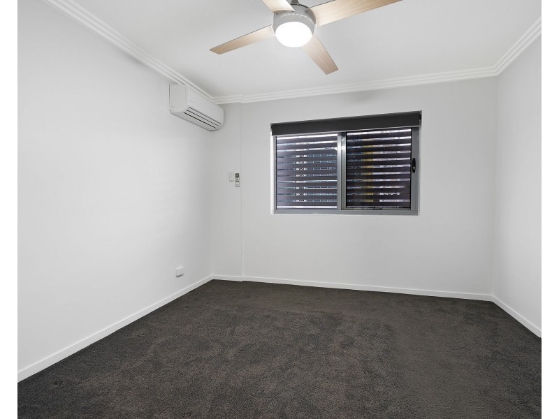 205/89 Landsborough Avenue, Scarborough QLD 4020