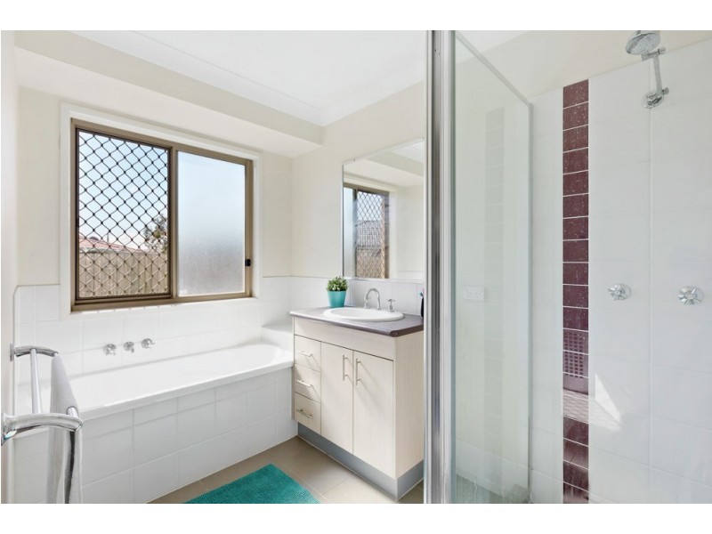 11 Mazzer Court, Bray Park QLD 4500