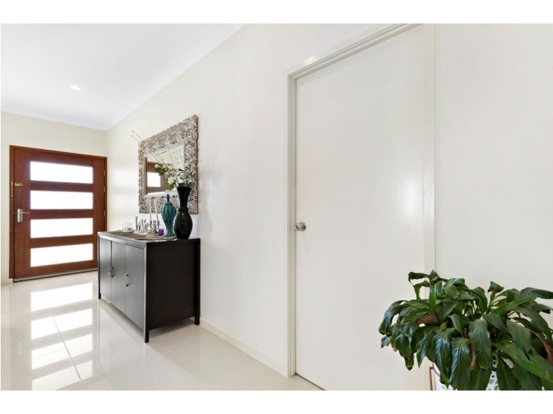 14 Merion Crescent, North Lakes QLD 4509