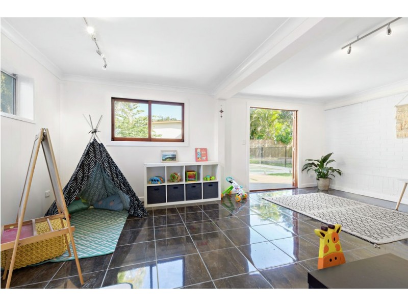 4 Bluegum Street, Kallangur QLD 4503