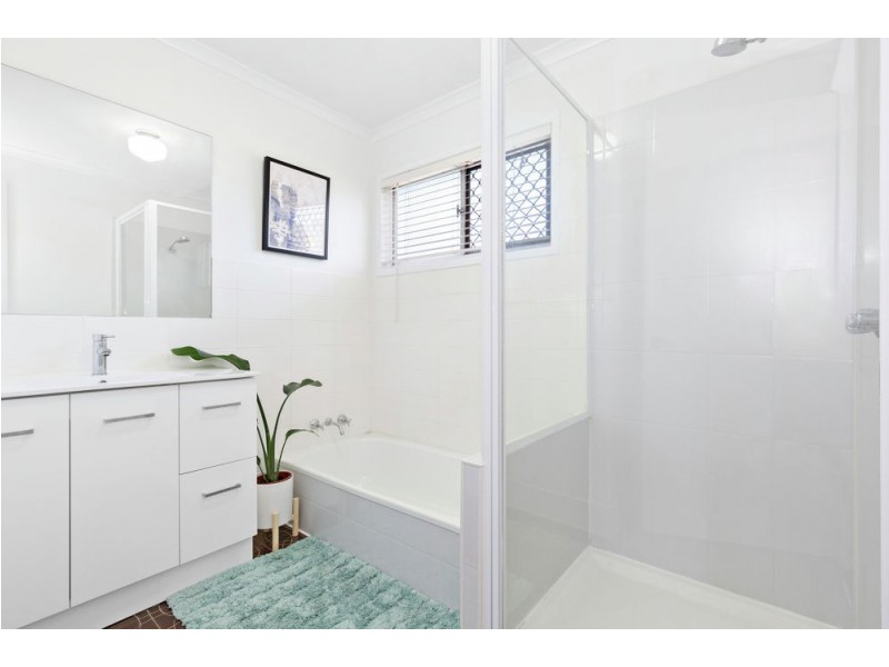 4 Bluegum Street, Kallangur QLD 4503