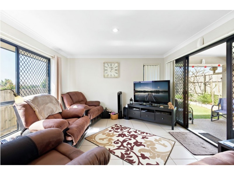 49 Menara Circuit, North Lakes QLD 4509