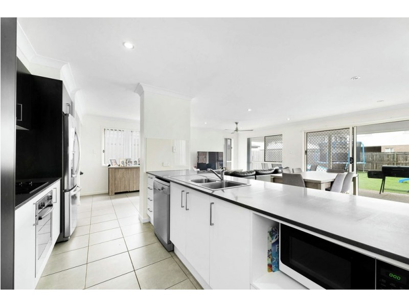 14 Monitor Ave, Dakabin QLD 4503