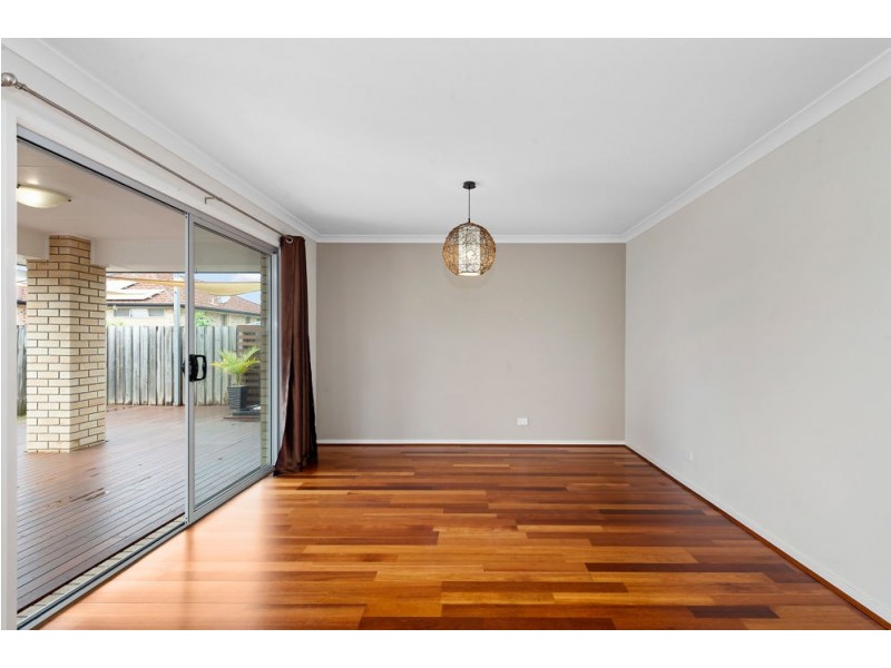 4 Foambark Street, North Lakes QLD 4509