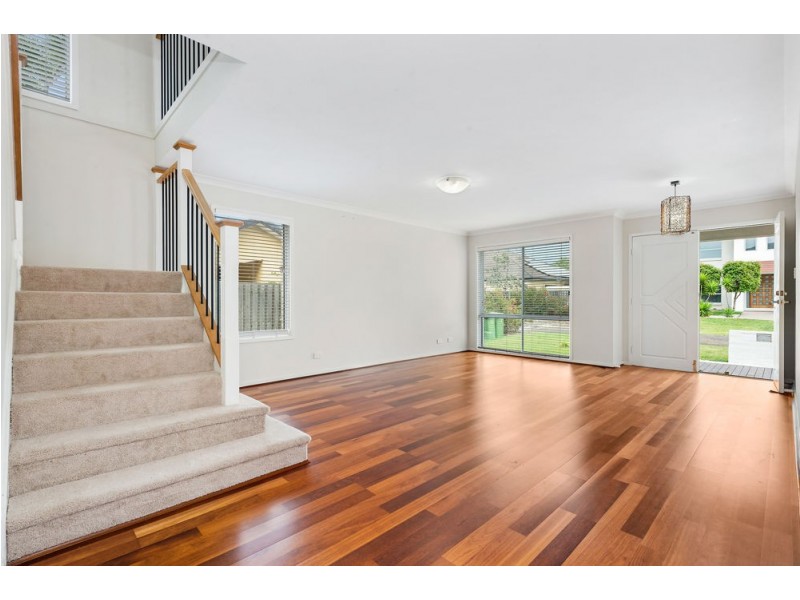 4 Foambark Street, North Lakes QLD 4509