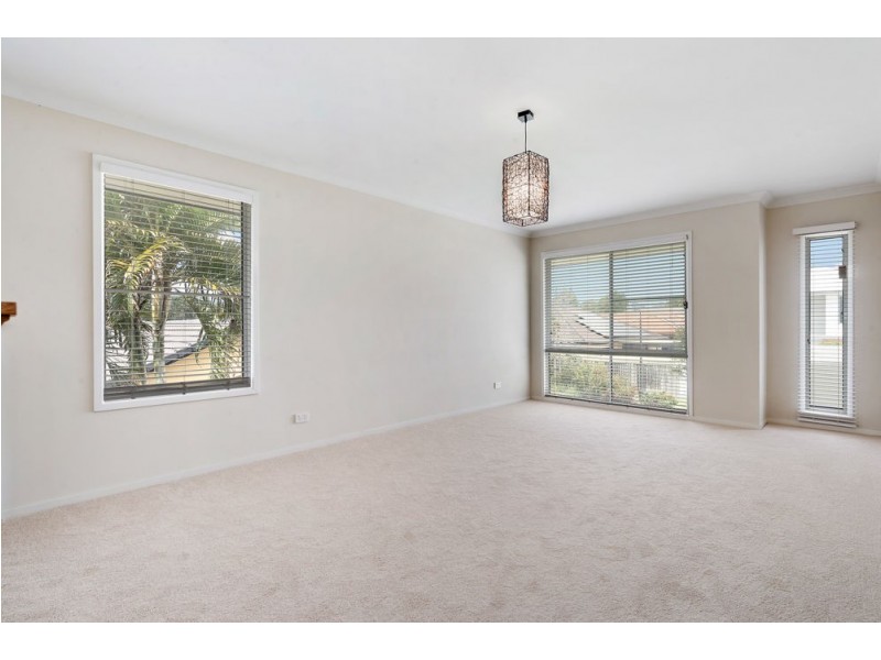 4 Foambark Street, North Lakes QLD 4509