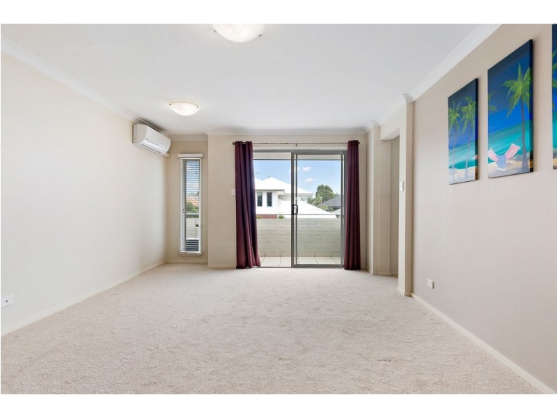4 Foambark Street, North Lakes QLD 4509