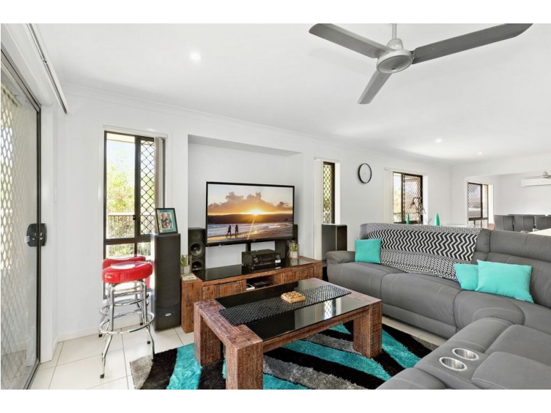 11 Dandelion Street, Griffin QLD 4503