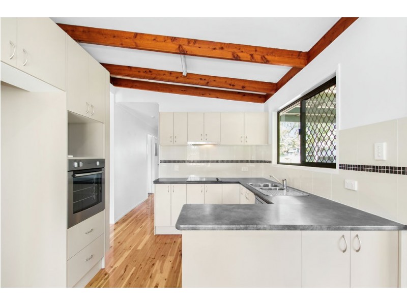 12 Minstrel Street, Kallangur QLD 4503