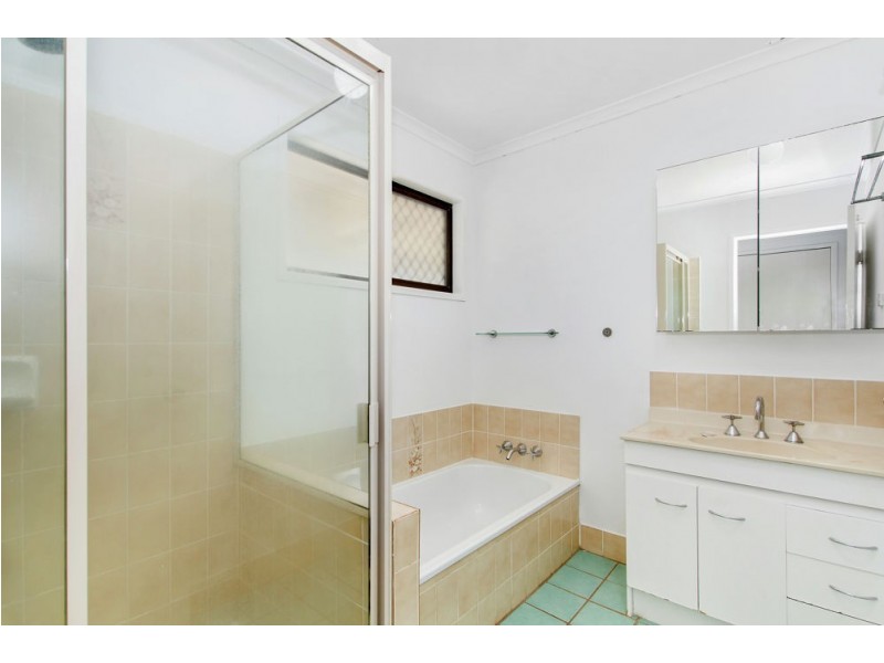 12 Minstrel Street, Kallangur QLD 4503