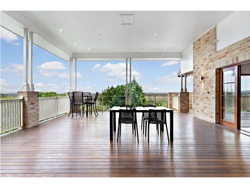 15 Edgewater Court, Murrumba Downs QLD 4503