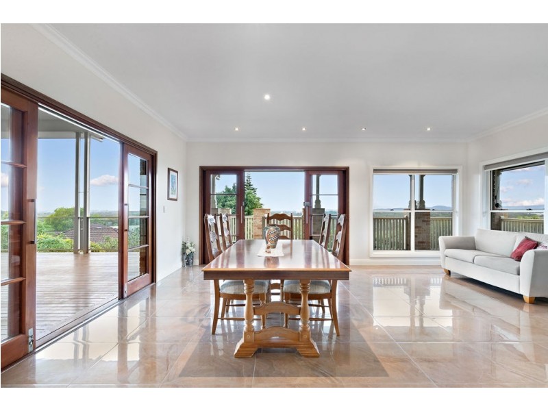 15 Edgewater Court, Murrumba Downs QLD 4503