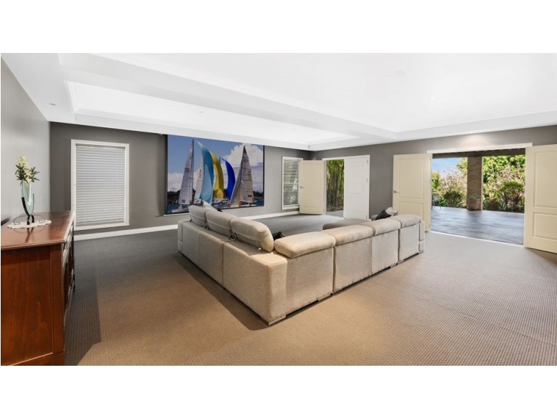 15 Edgewater Court, Murrumba Downs QLD 4503