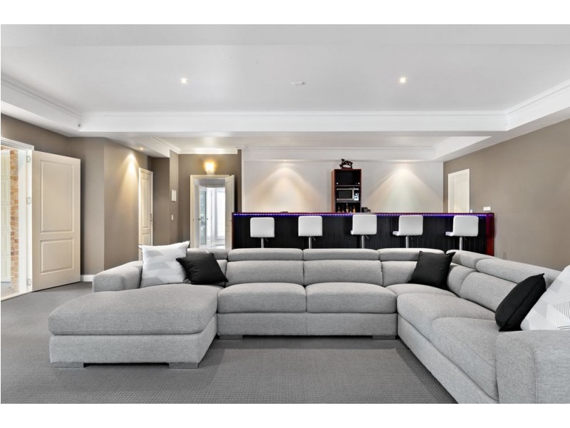 15 Edgewater Court, Murrumba Downs QLD 4503
