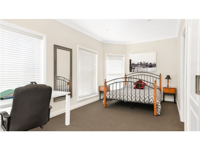 15 Edgewater Court, Murrumba Downs QLD 4503