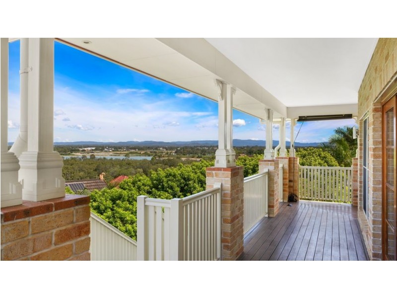 15 Edgewater Court, Murrumba Downs QLD 4503