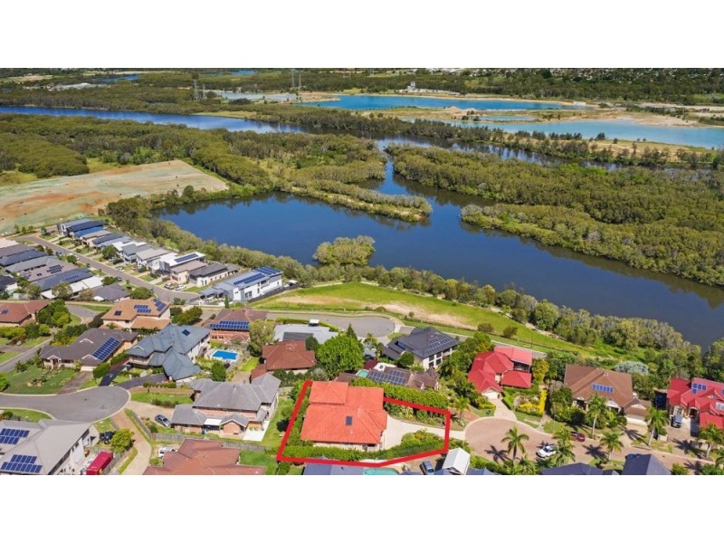 15 Edgewater Court, Murrumba Downs QLD 4503