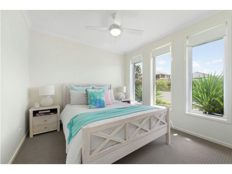 38 Vanilla Avenue, Griffin QLD 4503