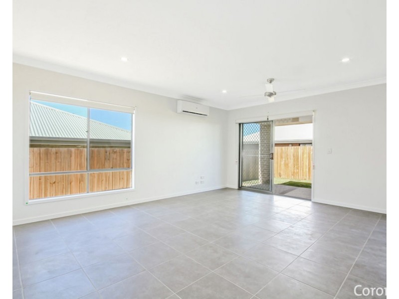 1/2 Tarong Avenue, North Lakes QLD 4509