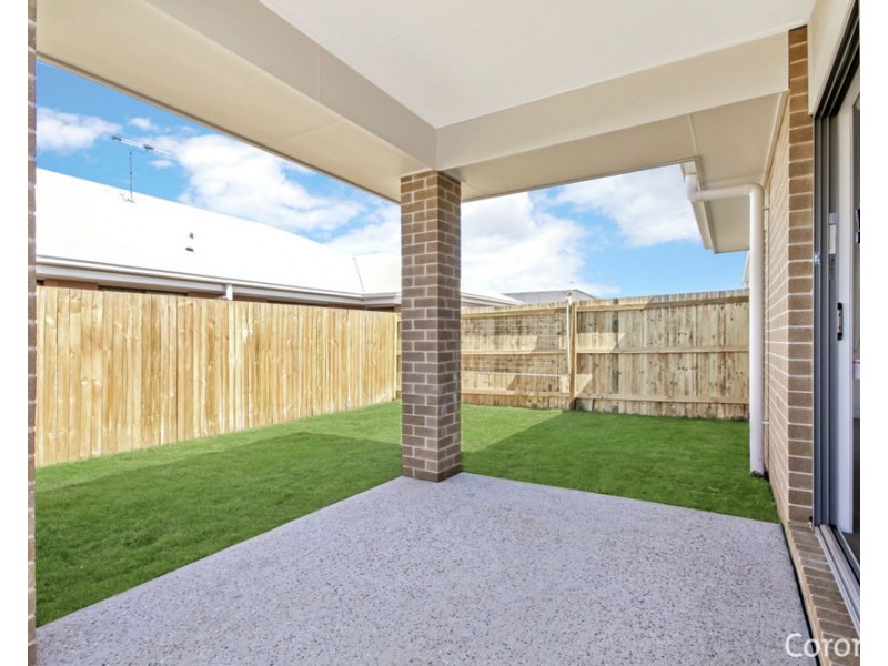 1/2 Tarong Avenue, North Lakes QLD 4509