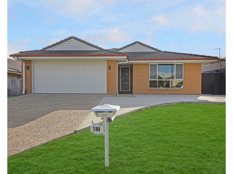 41 Hubner Drive, Rothwell QLD 4022