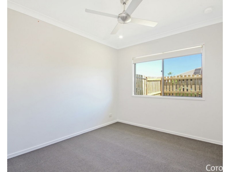 2/2 Tarong Avenue, North Lakes QLD 4509