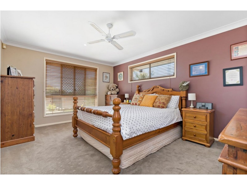 11 Boondooma Circuit, Albany Creek QLD 4035