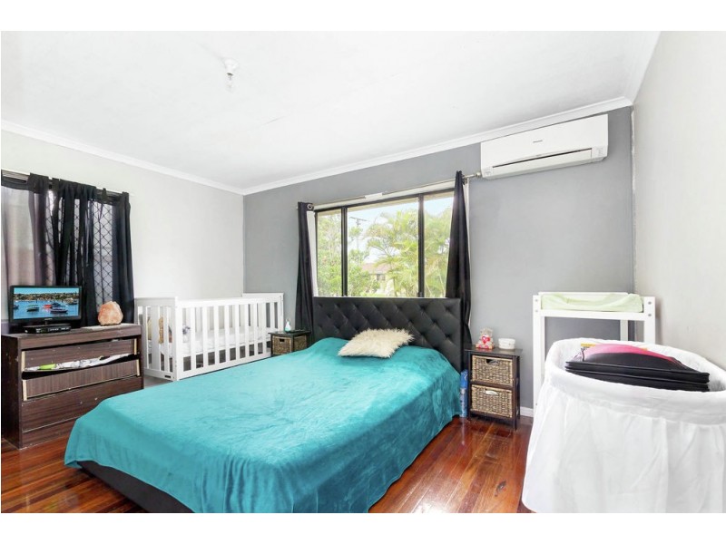 28 Crest Street, Kallangur QLD 4503