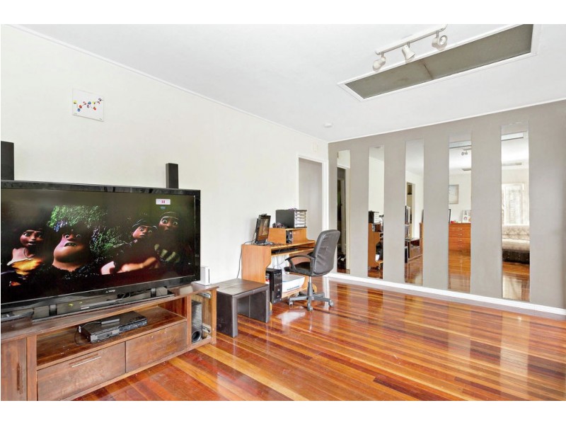 28 Crest Street, Kallangur QLD 4503