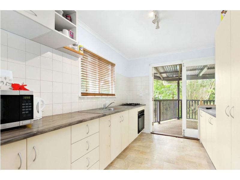 28 Crest Street, Kallangur QLD 4503