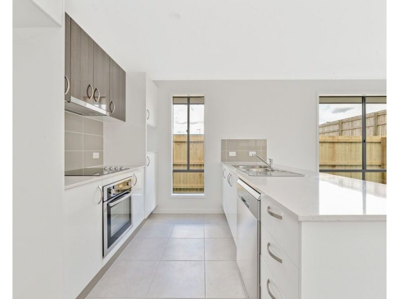 32 Whitehaven Street, Burpengary QLD 4505