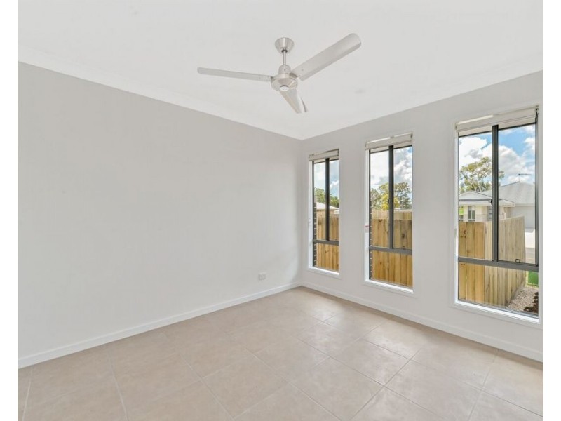 32 Whitehaven Street, Burpengary QLD 4505