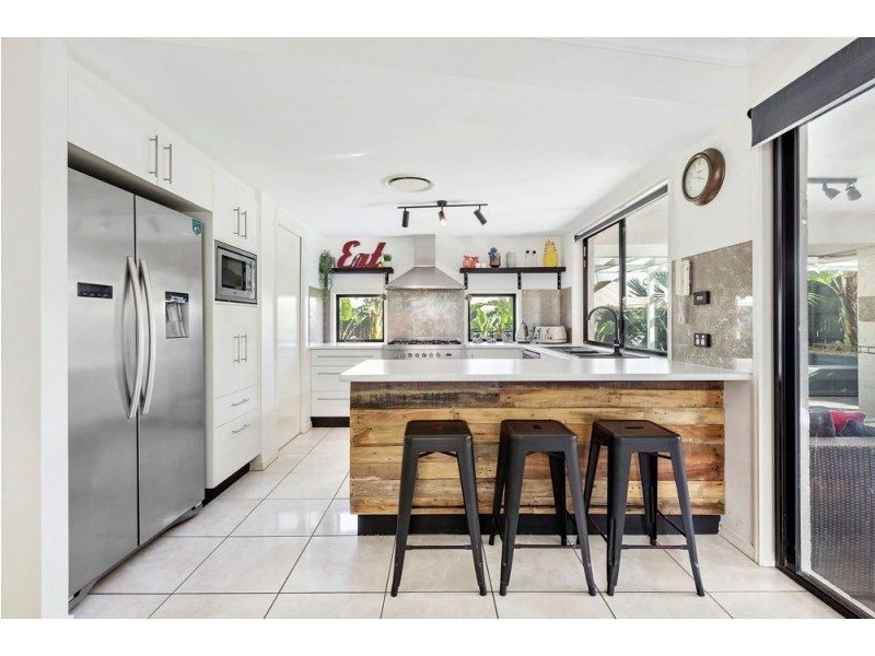 23 Astley Parade, North Lakes QLD 4509