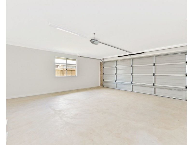 37 Whitehaven Street, Burpengary QLD 4505