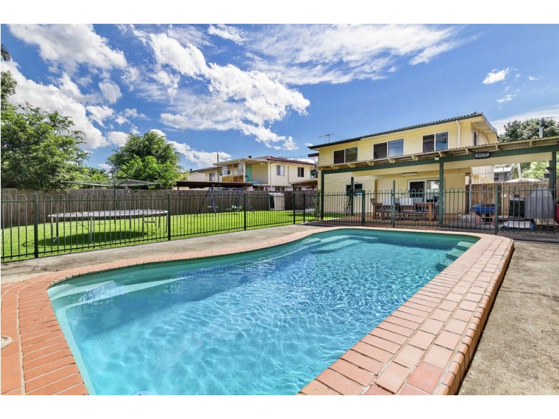 36 Johnson Street, Kallangur QLD 4503