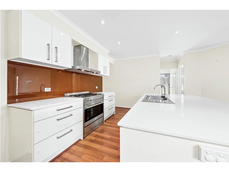 31 Troon Street, North Lakes QLD 4509