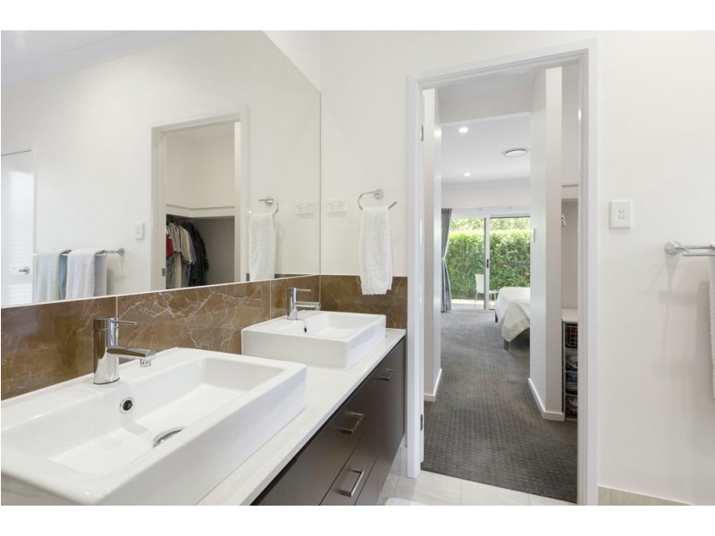 12 Woodland Court, Murrumba Downs QLD 4503