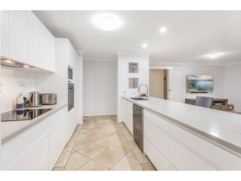 14 Corinto Court, Dakabin QLD 4503