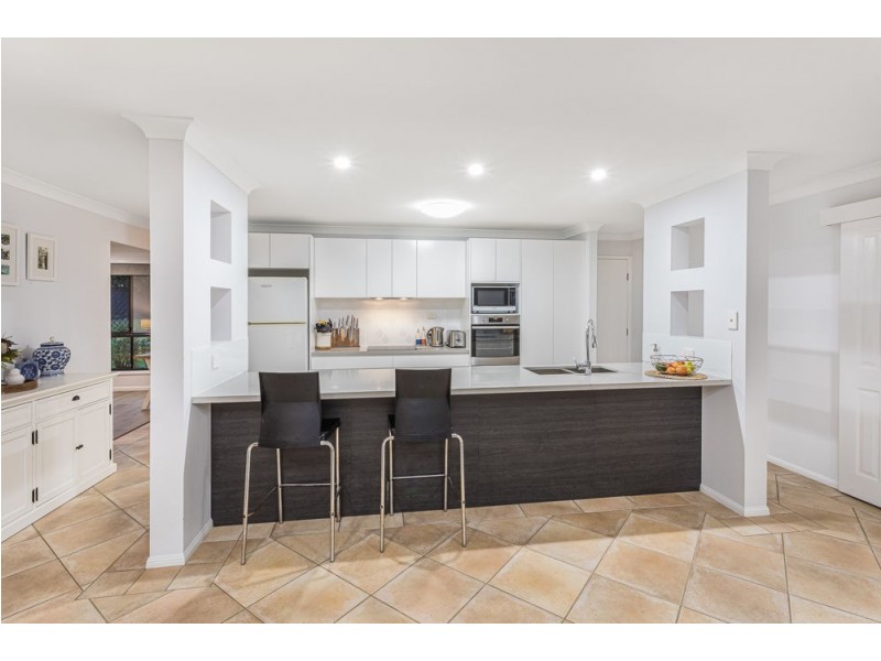 14 Corinto Court, Dakabin QLD 4503