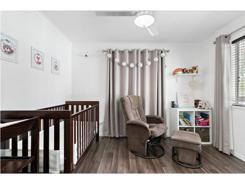 18 Sylvester Drive, Kallangur QLD 4503