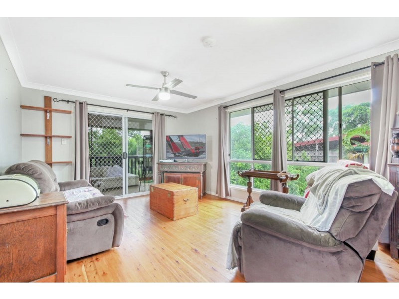 30 Thompson Road, Kallangur QLD 4503