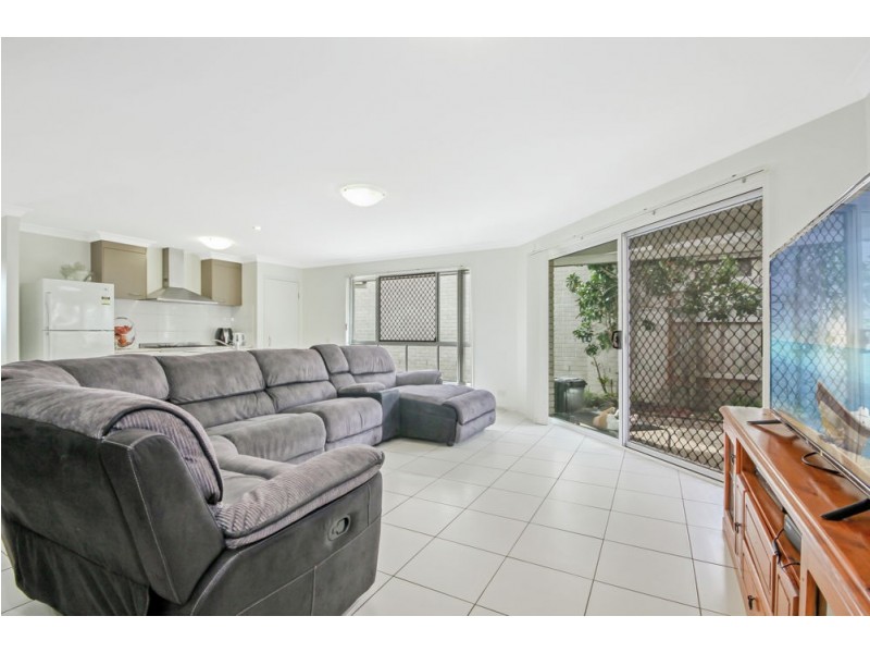 24 Elderflower Circuit, Griffin QLD 4503