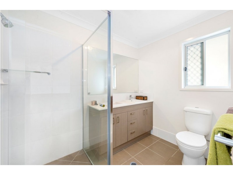 14 Cooloola Crescent, North Lakes QLD 4509