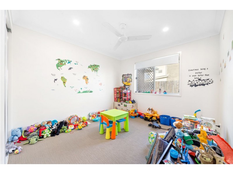 14 Cooloola Crescent, North Lakes QLD 4509