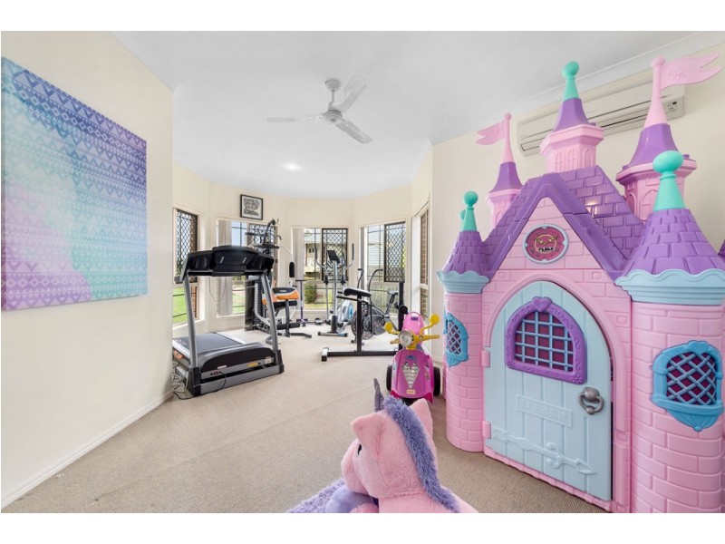 9 Mossglen Close, Murrumba Downs QLD 4503