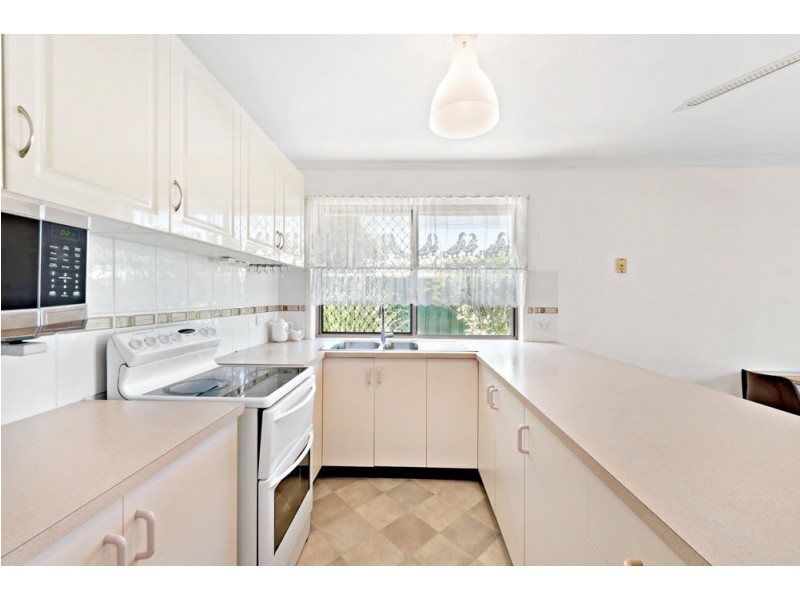 13 Magnolia Dr, Kallangur QLD 4503