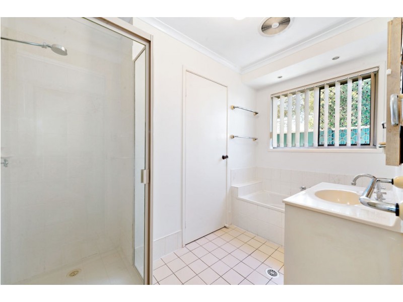 13 Magnolia Dr, Kallangur QLD 4503