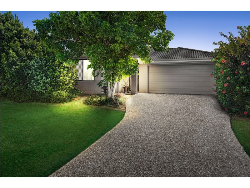 100 Mackintosh Drive, North Lakes QLD 4509