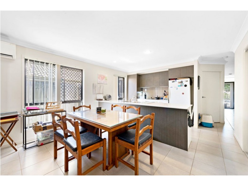 100 Mackintosh Drive, North Lakes QLD 4509