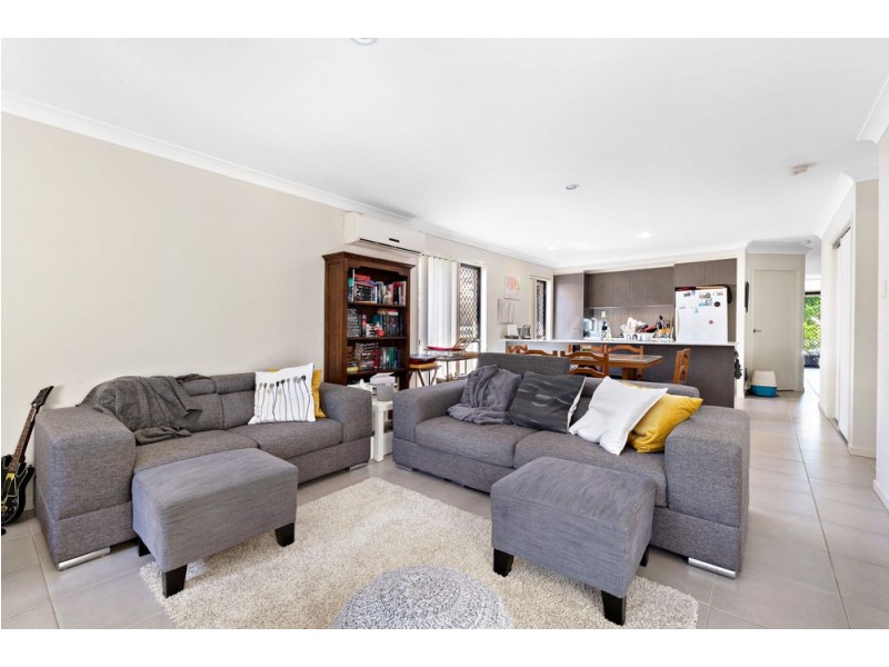 100 Mackintosh Drive, North Lakes QLD 4509